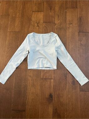 Cream Scoop-Neck Long Sleeve Crop Top